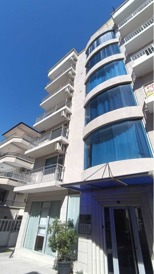 Durzy Apartament w Nesebarze