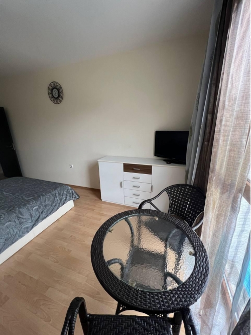 Przestronne mieszkanie o powierzchni 60 m² blisko morza